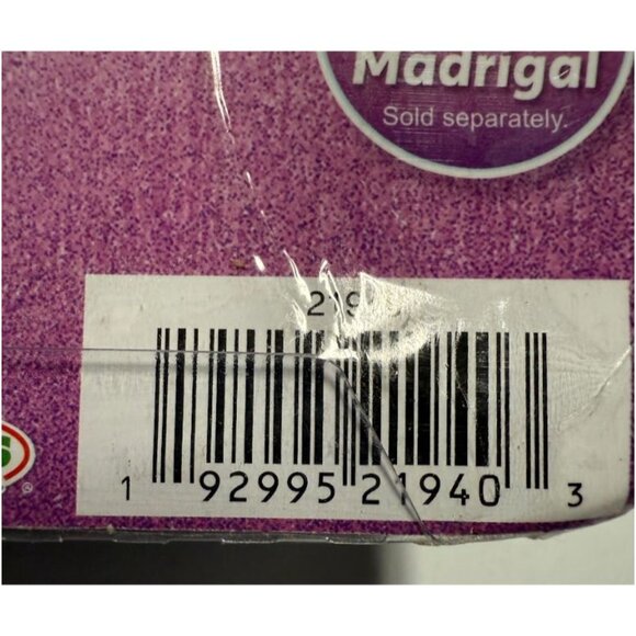 Disney Encanto Mirabel Madrigal 11‑Inch Fashion Doll with Dress Articulated Toy - Picture 4 of 4